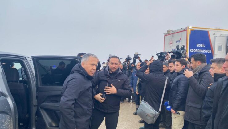 Bakan Yerlikaya: Ses kayıt cihazı ve karakutu bulundu