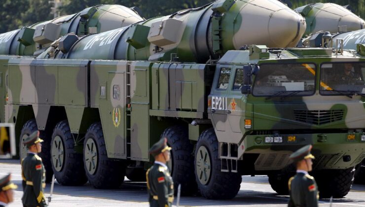 Çin 100'den fazla yeni kıtalararası balistik füze stokladığı iddiasını reddetti