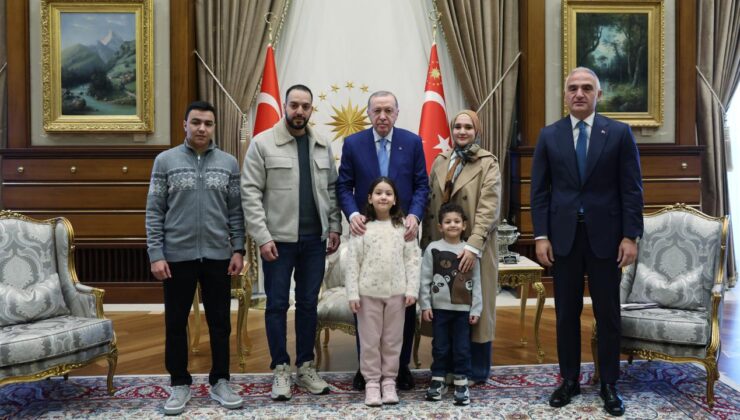 Cumhurbaşkanı Erdoğan, Filistinli Receb'in aile fertlerini kabul etti