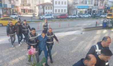 Ankara’da “değnekçilik” operasyonu: 10 gözaltı