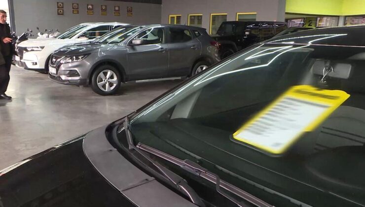 Başkasının aracını 700 bin liraya sattı