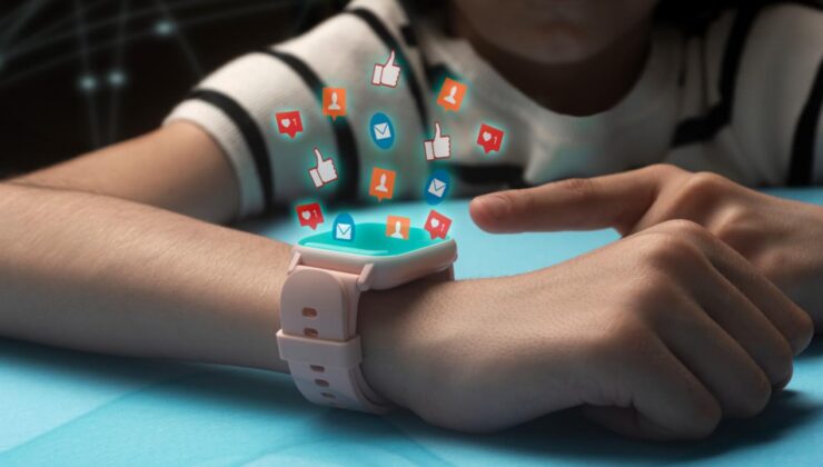 Fransa’da 15 yaş altına sosyal medya yasağı geliyor