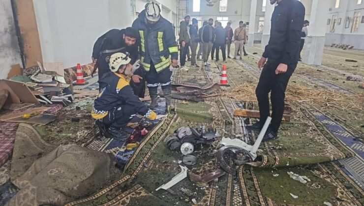 Suriye'de camiye terör saldırısı: 8 kişi hayatını kaybetti