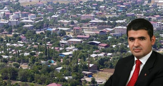 Diyarbakır’ın akrep terbiyecisi: Üniversiteye zehir hizmeti