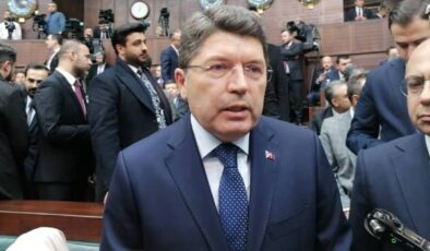 3 vekil AK Parti’ye katıldı: Erdoğan’a asker selamı