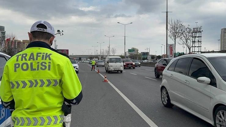 İstanbul’da yarın bazı yollar trafiğe kapatılacak – CNN Türk Haberler Son Dakika