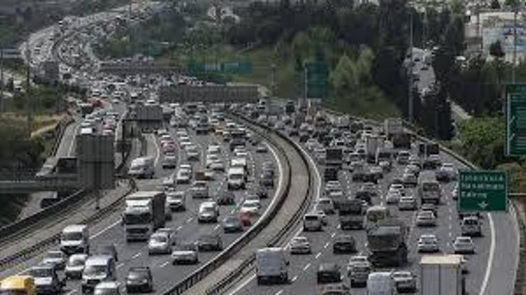 İSTANBUL’DA TRAFİĞE KAPALI YOLLAR LİSTESİ! 19 Ocak İstanbul’da hangi yollar trafiğe kapalı olacak?