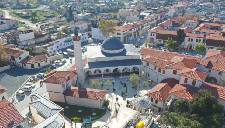 Habib-i Neccar Camii’nde 3 yıl aradan sonra ilk cuma namazı kılındı
