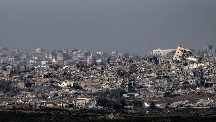 Katil İsrail Gazze Şeridi’nin kuzeyinde bir çocuğu öldürdü