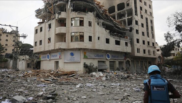 İsrail eleştirisi yazara bedel ödetti: Üç gazete yazarlığını sonlandırdı