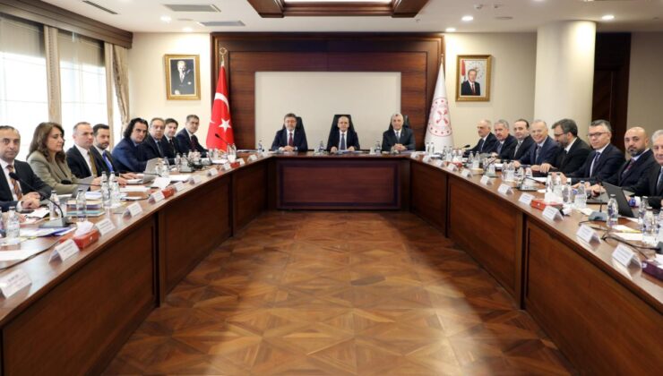 Gıda Komitesi, Hazine ve Maliye Bakanı Şimşek’in ev sahipliğinde toplandı