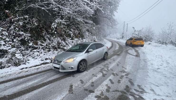 Karadeniz’deki 3 ilde 233 köy yolu ulaşıma kapandı