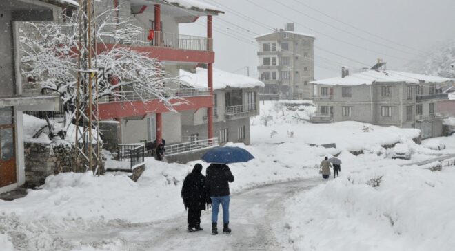 Doğu Anadolu ve Batı Karadeniz için kuvvetli kar yağışı uyarısı