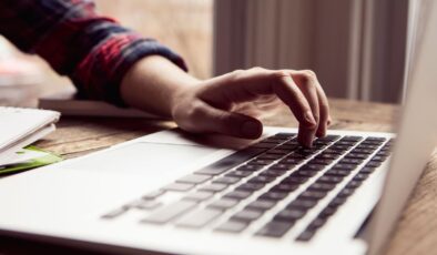 Türkiye'nin dijital alışkanlıkları : Günde ortalama 7 saatimiz internette geçiyor