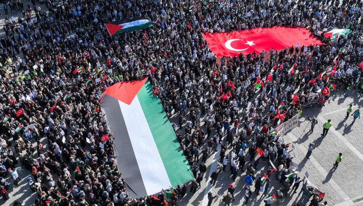 İstanbulda Filistine destek yürüyüşü: Vatandaşlar Galata Köprüsünde buluşuyor