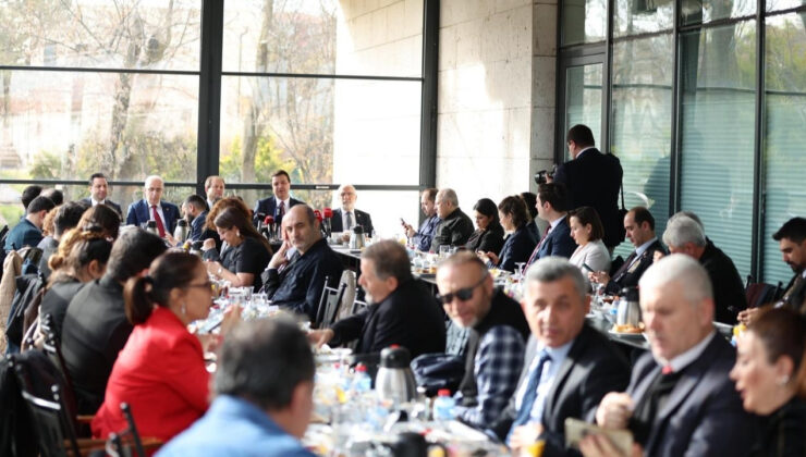 Saadet lideri Arıkan’dan anadilde eğitim çıkışı