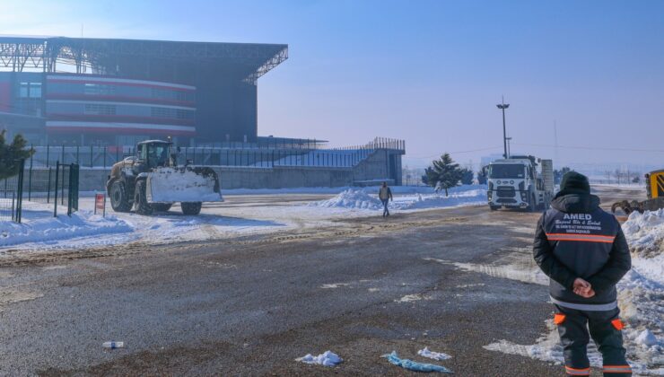 Diyarbakır stadyumu maça hazır hale getirildi