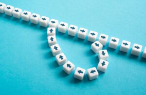 Özgürlükler ve Ahlak Sorunsalı Çerçevesinde Yozlaşma Kavramının Sınırlarını Baştan Tanımlamak - Prof.Dr. Ayşegül Akbay - Akademik Akıl