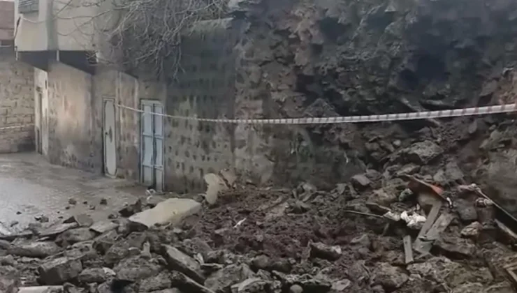 Siverek’te  2 çocuk saniyelerle kurtuldu