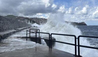 Doğu Karadeniz’in doğusu için fırtına uyarısı – Son Dakika Flaş Haberler