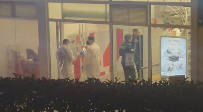 Eminönü’nde banka soygunu! 112 bin lira çaldı, 32 bini ile kaçtı – Son Dakika Flaş Haberler | Video