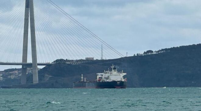 Boğazlardan geçen yıl yaklaşık 85 bin gemi geçti – CNN Türk Güncel Haberler