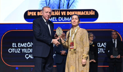 Kültür ve Turizm Bakanlığı Özel Ödülleri ve Yaşayan Hazineler Ödülleri sahiplerini buldu