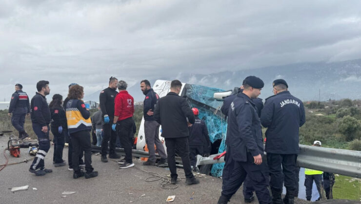 Antalya’da otobüs devrildi: 10 ölü, 20 yaralı