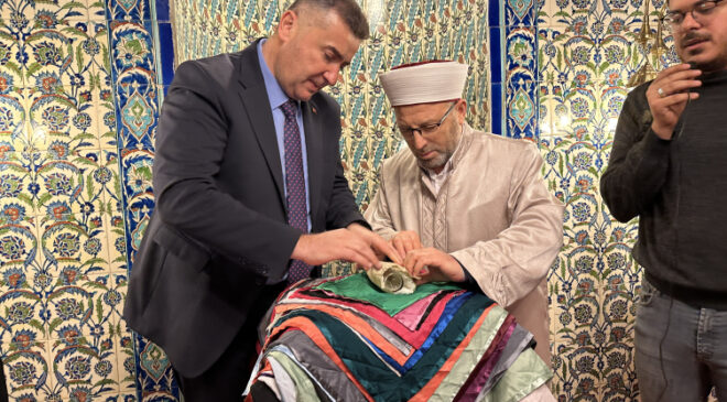 Sakal-ı Şerif Isparta’da ziyarete açıldı