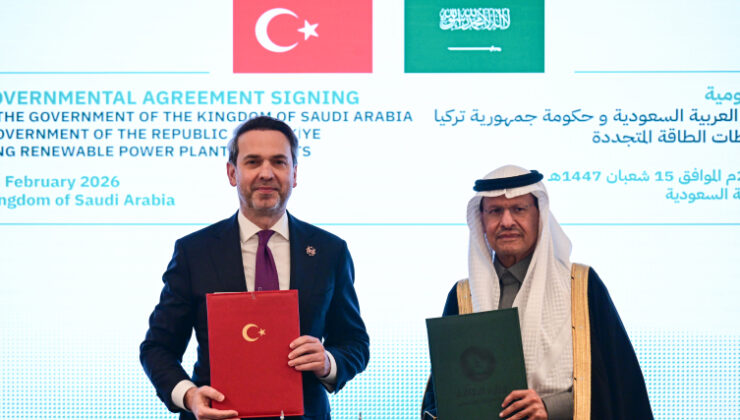 Bakan Bayraktar: Suudi Arabistan ile 2 milyar dolarlık bir enerji yatırımı anlaşması imzalandı