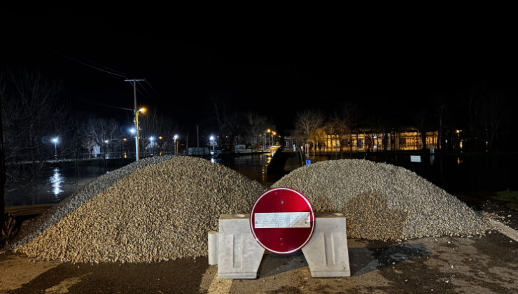 Debisi yükselen Tunca Nehri için kırmızı alarm