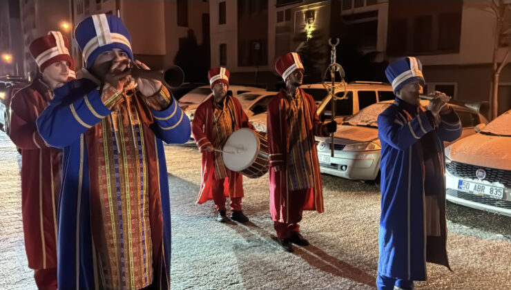 Sahura mehter marşıyla uyandılar