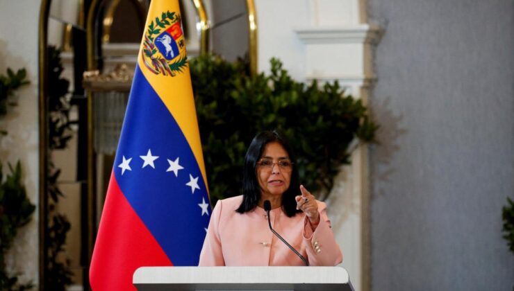 Venezuela Geçici Devlet Başkanı Rodriguez, ülkeyi kendisinin yönettiğini belirtti