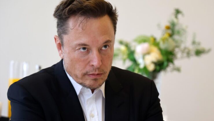 Elon Musk, İspanya Başbakanı Sanchez’i “zalim” ve “totaliter faşist” olarak nitelendirdi