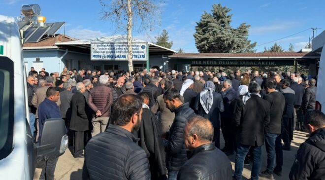 Diyarbakır yasta: Mehmet Vural uğurlandı