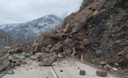 Ani kar erimeleri Karadeniz’de taşkın ve heyelanları tetikliyor