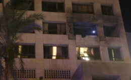 İşgalci İsrail Lübnan’da bir otele saldırdı: Ölü ve yaralılar var