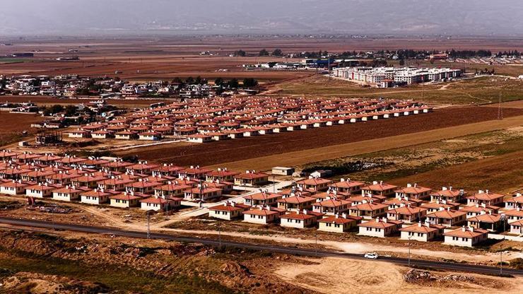 Bakan Kurum, Hatay’daki Türkiye’nin ilk kırsal uydu kentini paylaştı – Son Dakika Haberler CNN Türk