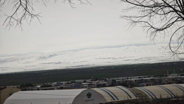 Karacadağ’a düşen 46 santimetrelik kar Diyarbakır’ı üşüttü