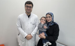 Doktorlar zamanla yarıştı: Hem bebeğini doğurdu hem lösemiyi yendi