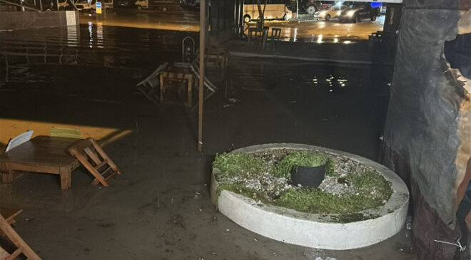 Çanakkale’de sağanak: Kepez Çayı taştı, Sarıçay’ın debisi yükseldi