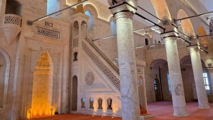 3 tarihi cami yeniden ibadete açılıyor