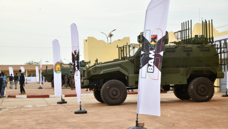 'Terör koridorundan' stratejik savunma sanayi buluşmasına