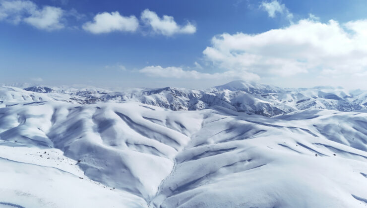 Baharda kış geri döndü: 21 Mart’ta 2 metre kar