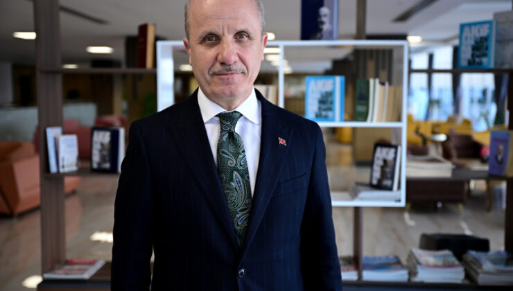 Lisans eğitiminde yeni dönem: Üniversiteler 3 yıla mı düşecek?