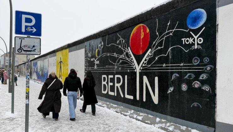 Almanya’da CDU, vatandaşlık için en az 8 yıl ikamet şartının yeniden getirilmesini istiyor