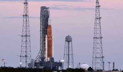 Artemis roketi onarım için hangara çekiliyor: Ay görevi ertelendi