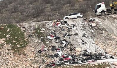 Diyarbakır’da oto sanayi atıkları doğayı tehdit ediyor