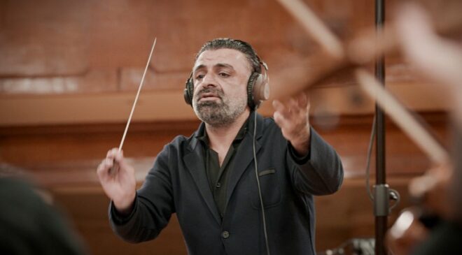 Bestecisi, Piyanist, Aranjör ve Şef Ayhan Özel ile Röportaj