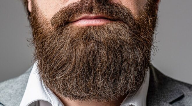 İhtiyacımız Olmamasına Rağmen Çenesi Olan Tek Tür İnsanlardır